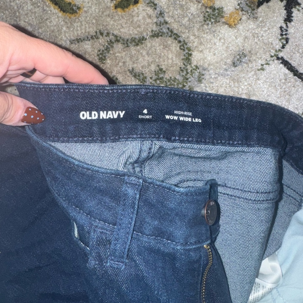 Old Navy Wow High Rise Wide Leg Jeans Dark Wash 4 Short - Picture 2 of 3